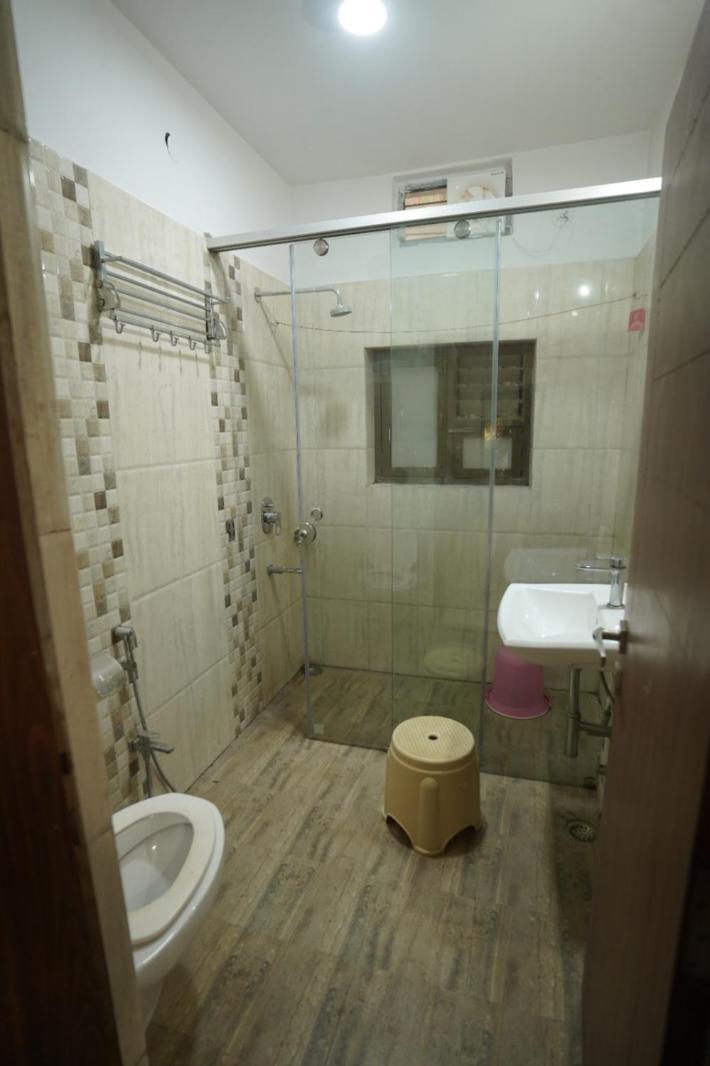 Narmada Vatika Hotel Джабалпур Екстериор снимка