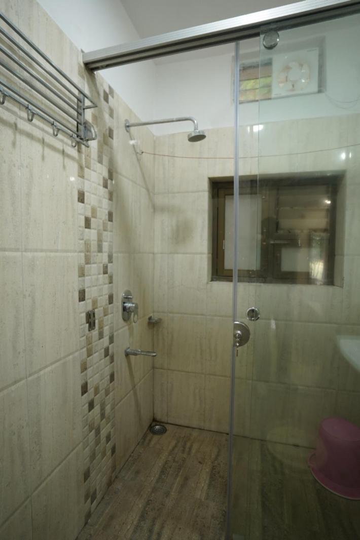 Narmada Vatika Hotel Джабалпур Екстериор снимка